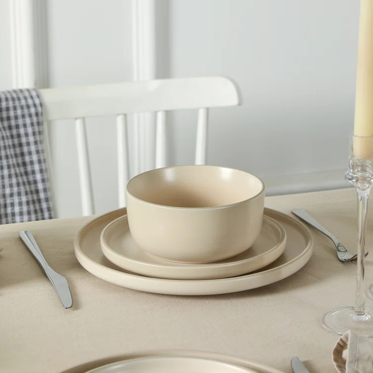 Earth & Clay Amber 24-Piece Dinnerware Set Stoneware