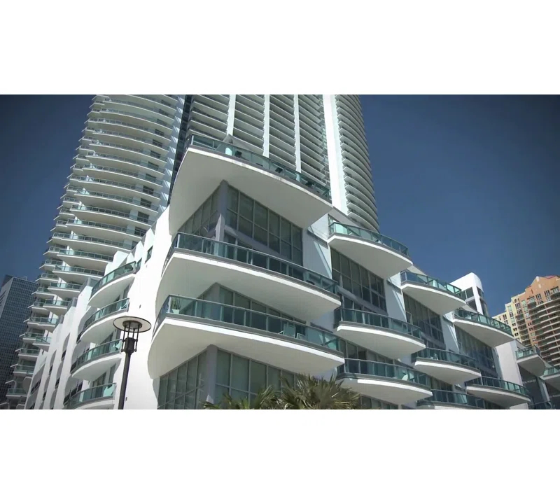 Lexington Tower Place Python Mirror