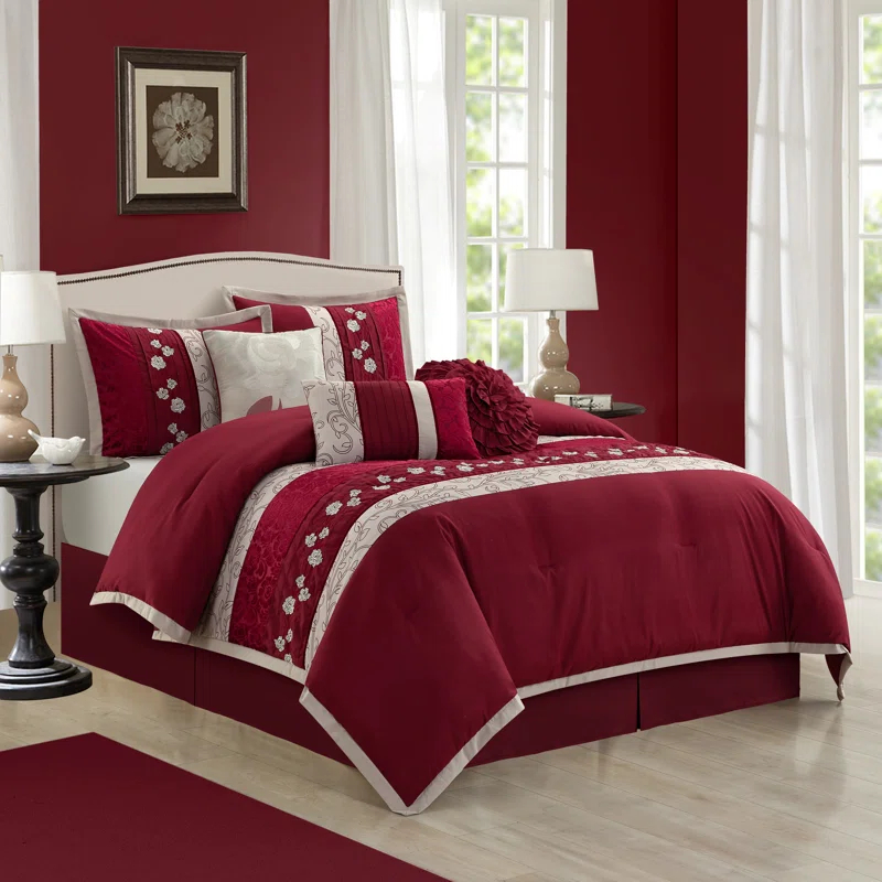 Nanshing America, Inc Riley 7 Piece Glam Comforter Set