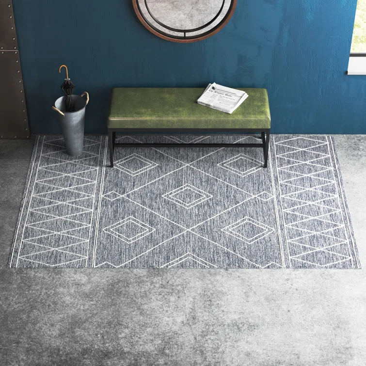 Steelside™ Holtby Southwestern Hand-Woven Flatweave Charcoal/Ivory Area Rug