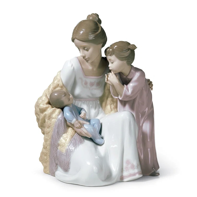 Lladro A Warm Welcome Dog Figurine