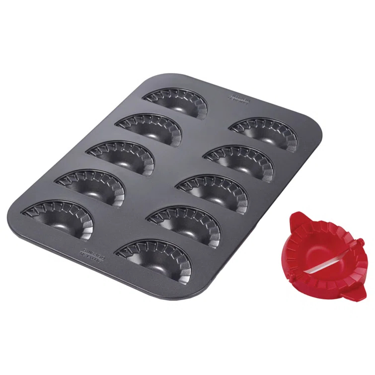 Chicago Metallic Chicago Metallic Professional Mini-Hand-Pie Pan with Cut-and-Press Tool