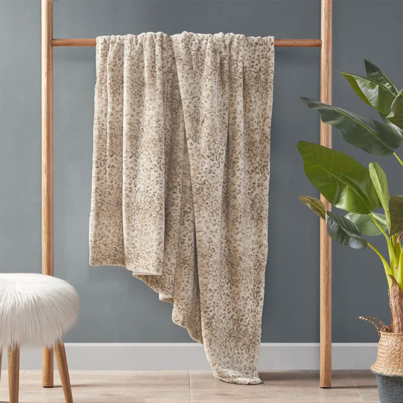Madison Park Zuri Oversized Faux Fur