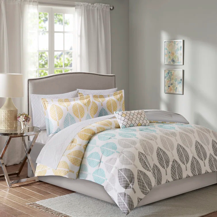Madison Park Essentials Central Park Modern & Contemporary Comforter Set with Cotton Bed Sheets