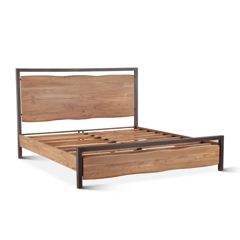 17 Stories Riyan Platform Bed