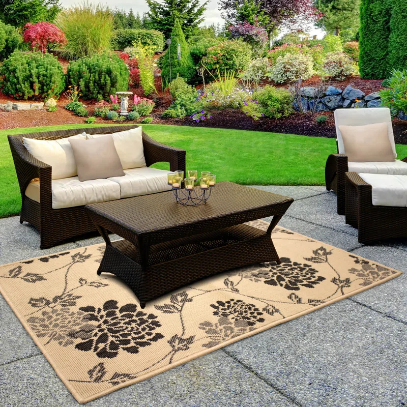 Laura Ashley Laura Ashley Jaya Stencil Chrysanthemum Beige Indoor/Outdoor Area Rug