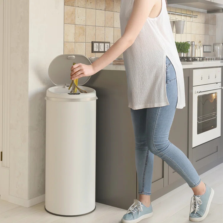 iTouchless Motion Sensor Trash Can