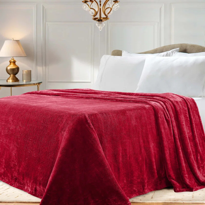 Superior Superior Solid Polyester Reversible All-Season Fleece Throws Blanket