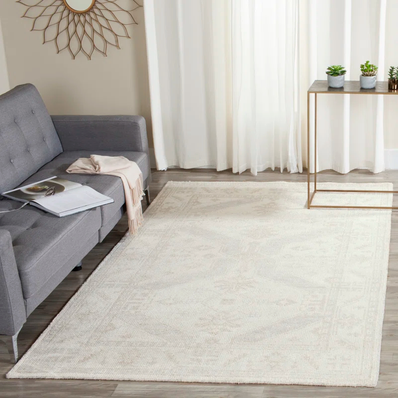 Safavieh Moharaja Hand Knotted Bamboo Silk Oriental Rug