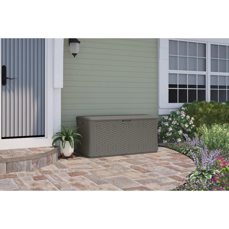 Suncast Suncast 134 Gallon Water Resistant Lockable Deck Box