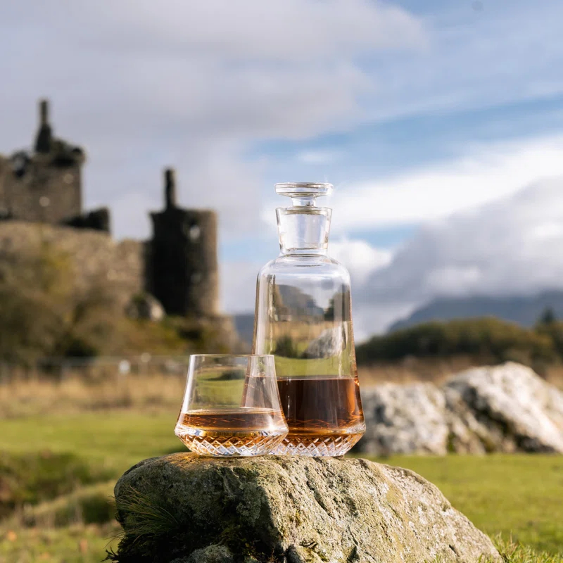 Nude Paris Set of 2 Whiskey Glasses DOF (Set of 2)