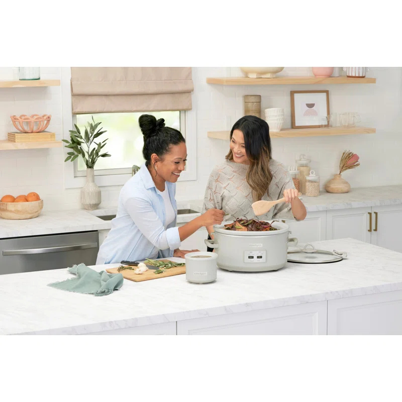 Crockpot 7-Quart Programmable Slow Cooker with Locking Lid and Little Dipper Food Warmer