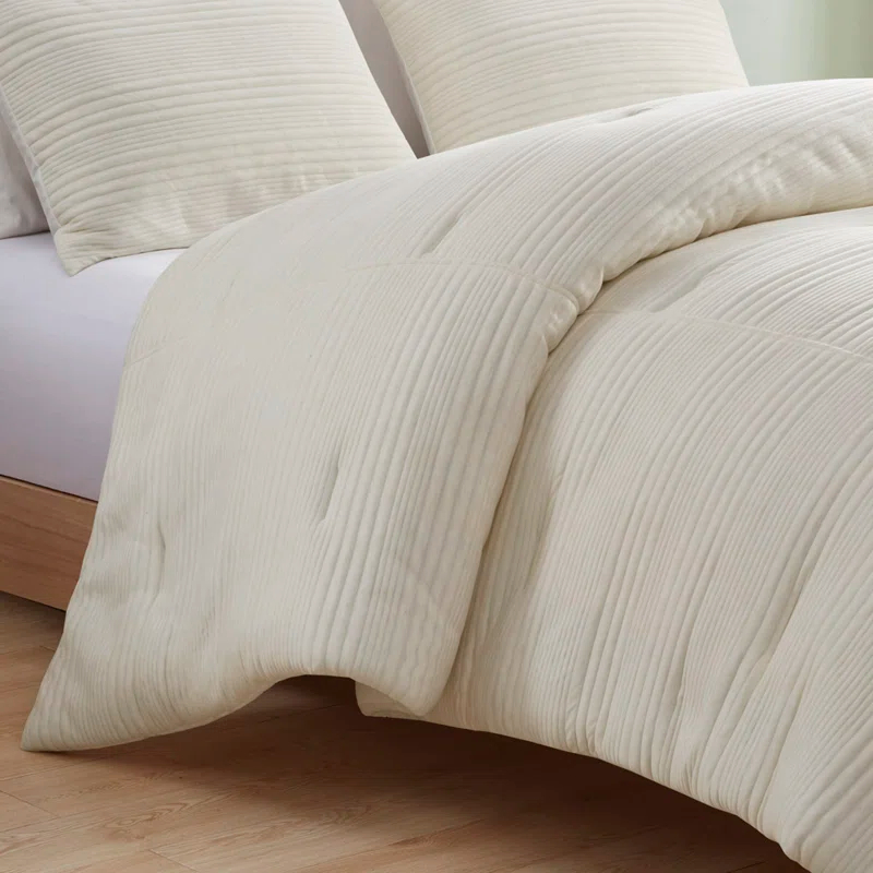 Gracie Mills Elouise Modern Knitted Jersey Comforter Set