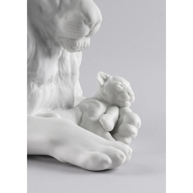 Lladro Lion with Cub Figurine