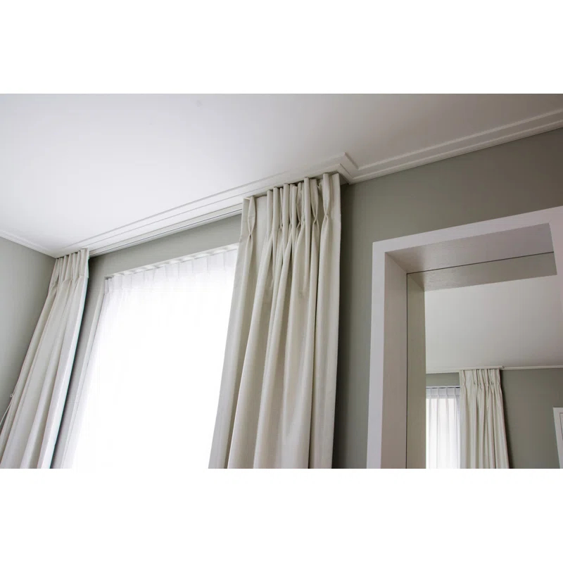 Orac Decor 0.75'' H x 78.75'' W x 2.38'' D Plastic Crown