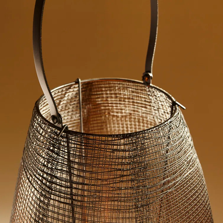 Kyleigh Iron Lantern With Handle