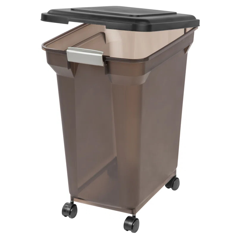 IRIS USA, Inc. Food Storage Container