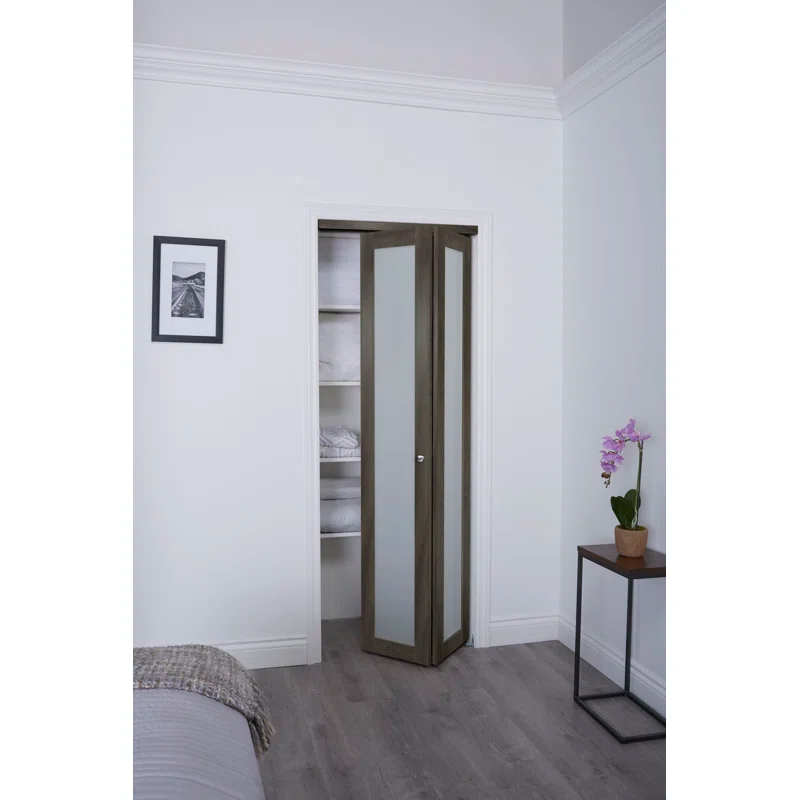 Renin Euro 3-Lite Glass Bi-Fold Door