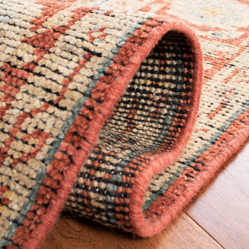 Safavieh Izmir Hand Knotted Wool Oriental Rug