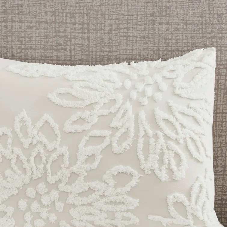 Kelly Clarkson Home Gwyneth 3 Piece Tufted Cotton Chenille Floral Duvet Cover Set
