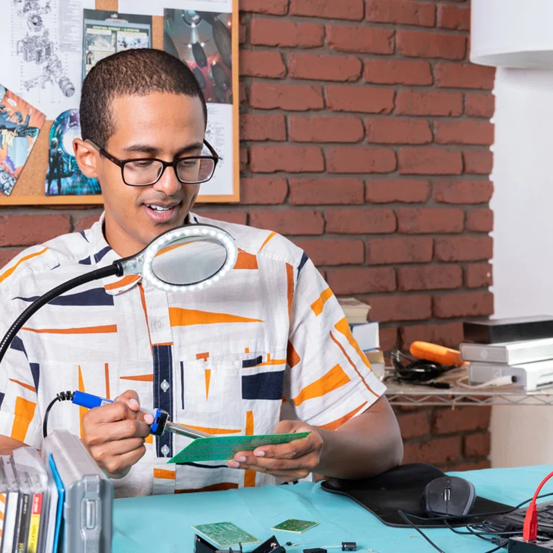 Brightech Lightview Pro 23.5 in. Adjustable Gooseneck Magnifying Desk Lamp