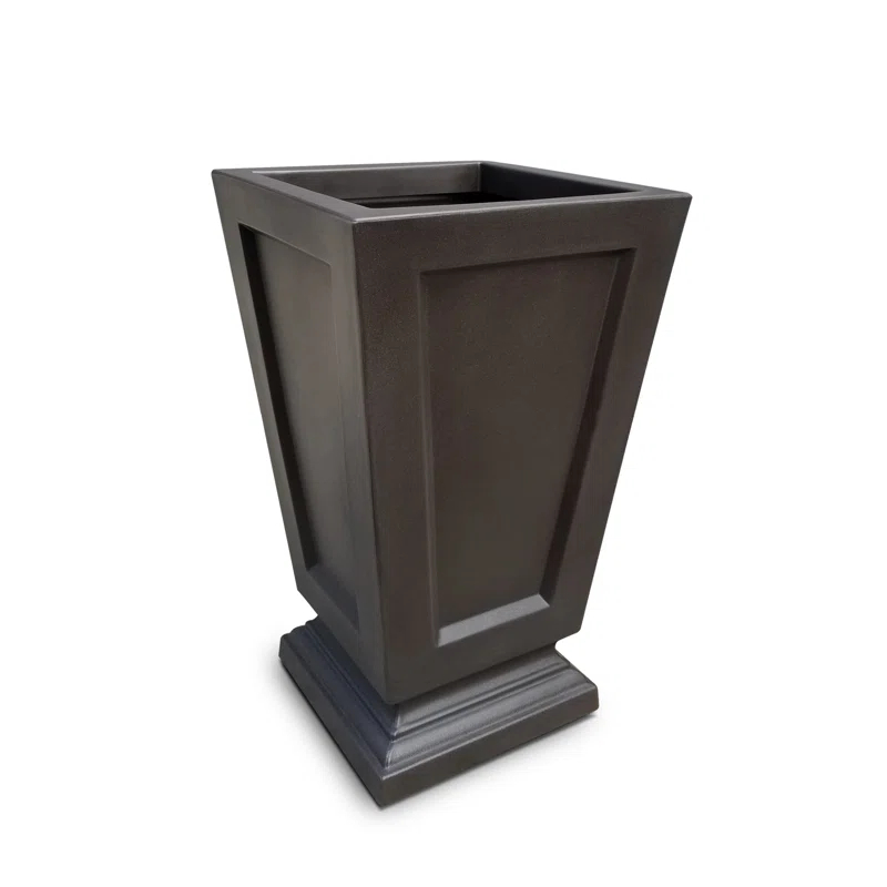 Mayne Inc. Aberdeen 25" Tall Planter