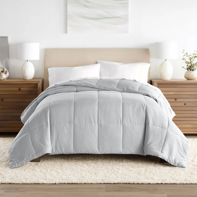 Becky Cameron Becky Cameron Lightweight All Season Down Alternative Comforter