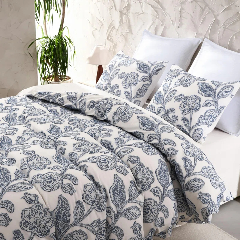 MeadowPark Cotton Clipped Jacquard Jacobean Floral Duvet Cover Set