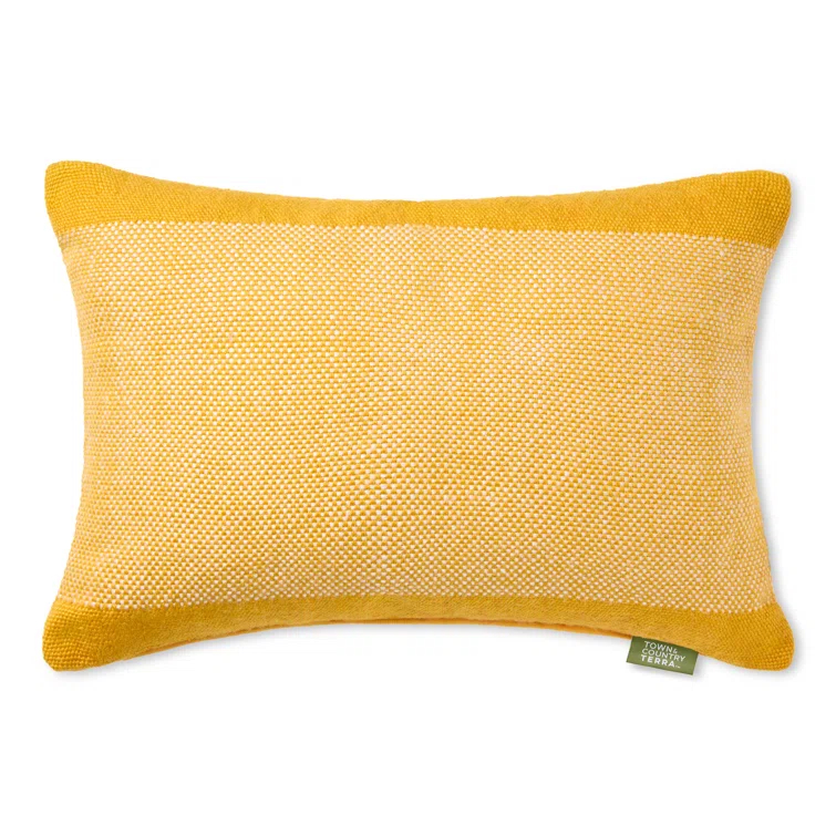 Town & Country Living TOWN & COUNTRY TERRA Alara Solid Border Indoor Outdoor Decorative Pillow