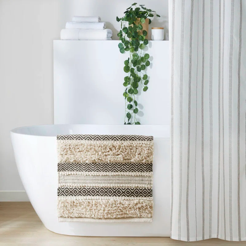 INK+IVY Asher Cotton Blend Bath Rug with Non-Slip Backing