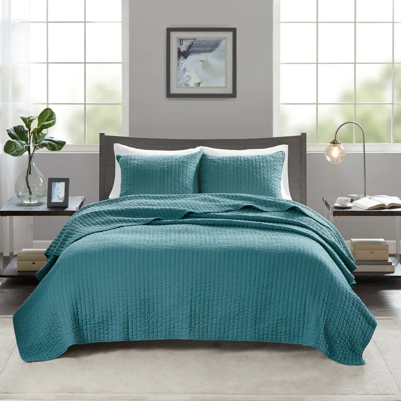 Madison Park Barwick Reversible Solid 3 Piece Quilt Set