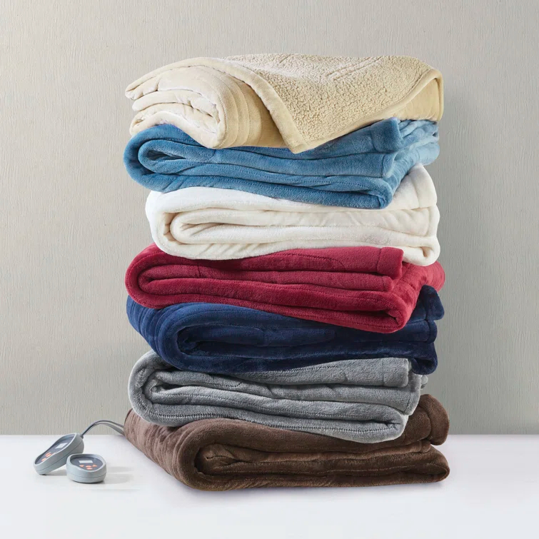 Beautyrest Beautyrest Heated Oversized Microlight to Berber Blanket