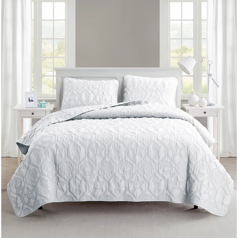 VCNY Shore 3-Piece Embossed Quilt Set