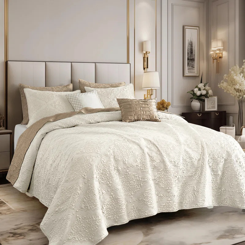 Wonderful Textile Satin Quilt Set Cooling 5-Piece Bedding Set