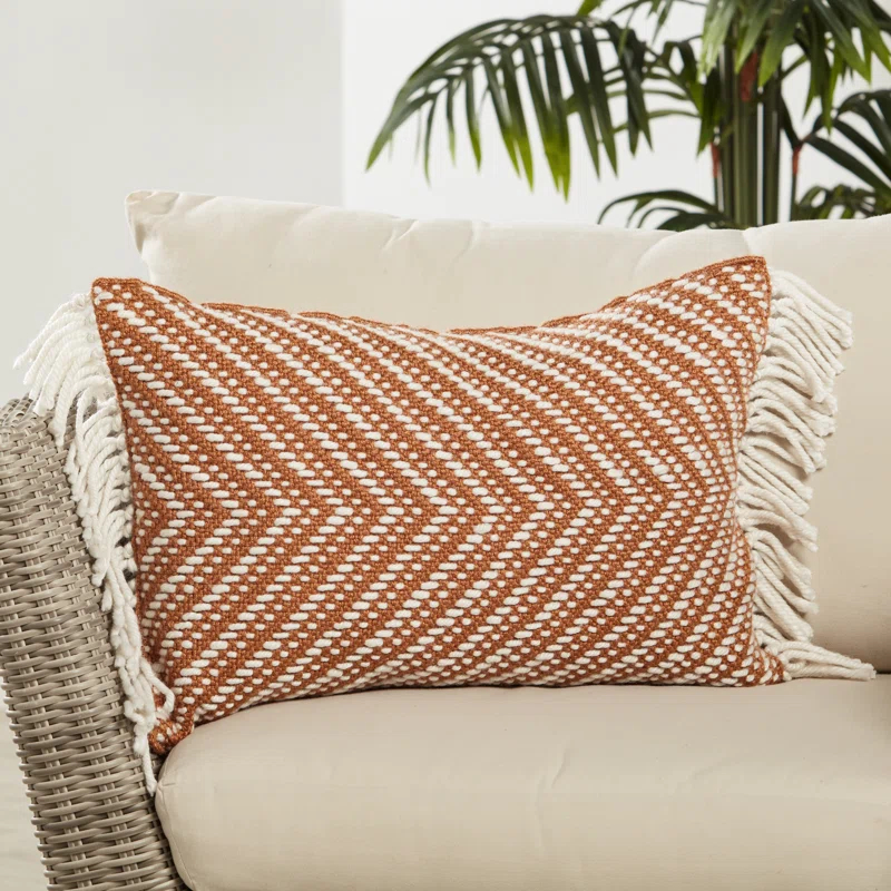 Jaipur Living Settia Chevron Indoor/Outdoor Pillow Cover