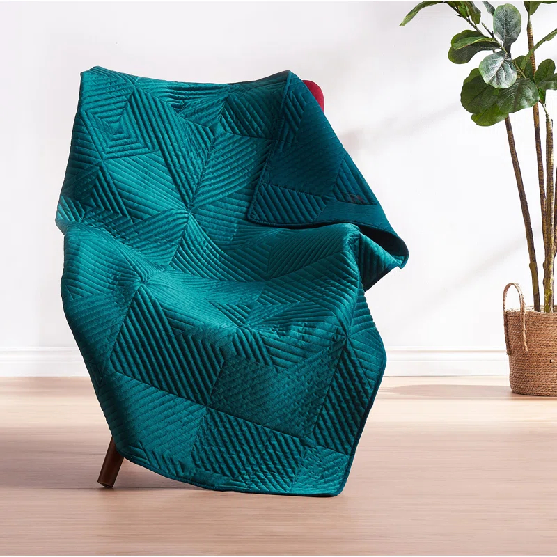 Greenland Home Fashions Riviera Velvet Quilted Throw