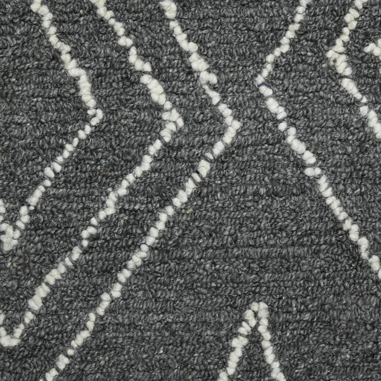 Union Rustic Ahniyla Dark Gray Hand-Hooked Wool Area Rug