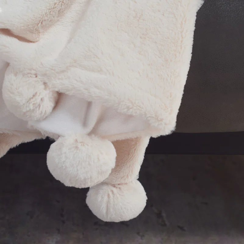 Safavieh Dalson Knitted Throw Blanket