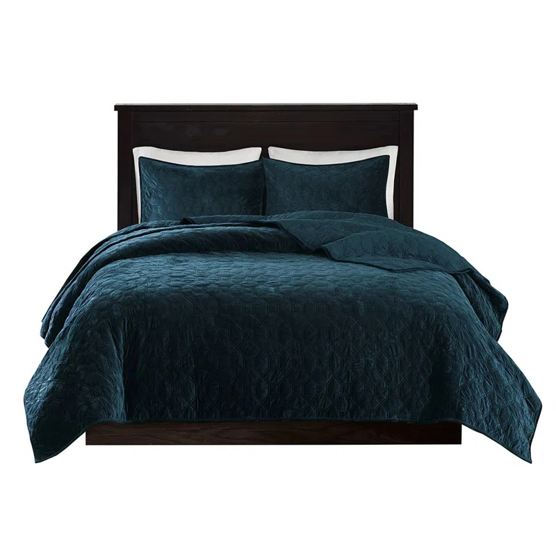 Madison Park Harper 3 Piece Velvet Quilt Set
