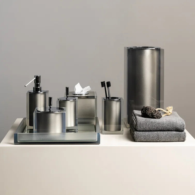 Vallvé Soap Dispenser