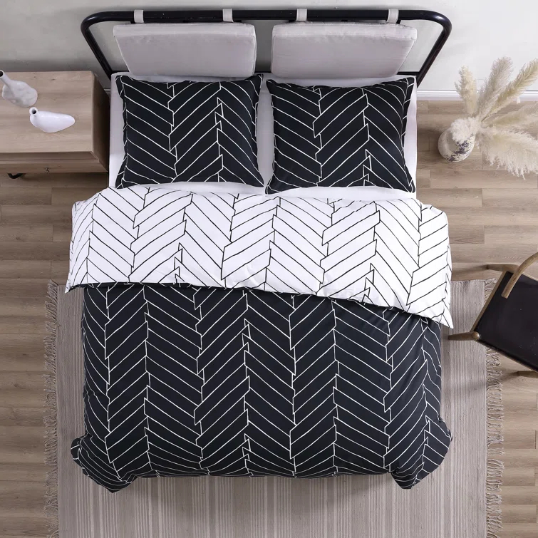 City Scene Ceres Black Standard Cotton 150 TC Reversible Duvet Cover Set