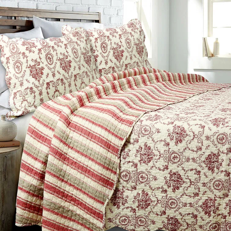 Cozy Line Home Fashion French Medallion Farmhouse / Country Cotton Medallion Quilt Set