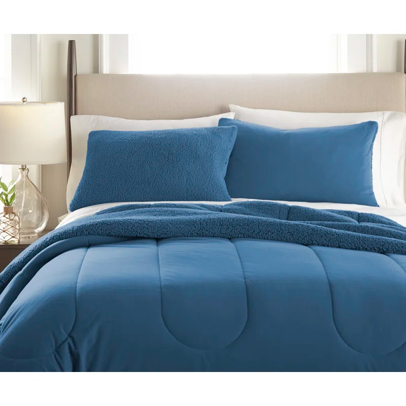 Micro Flannel® Micro Flannel® Reverse to Sherpa Comforter Set