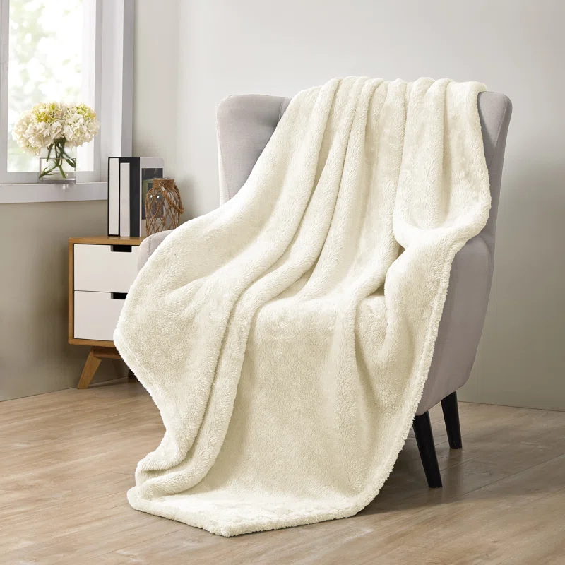 VCNY Adrianna High Pile Plush Throw, 50" x 70"