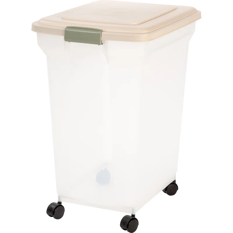 IRIS USA, Inc. Food Storage Container