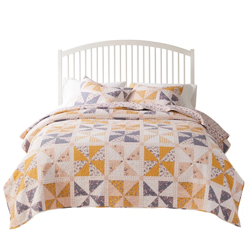 Greenland Home Fashions Heirloom Posey Reversible Quilt Set