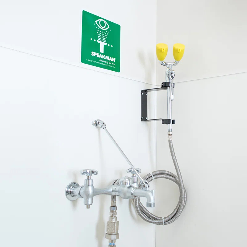 Speakman EyeSaver Speakman Eye Wash Station