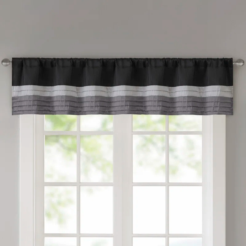 Madison Park Amherst Polyoni Pintuck Window Valance