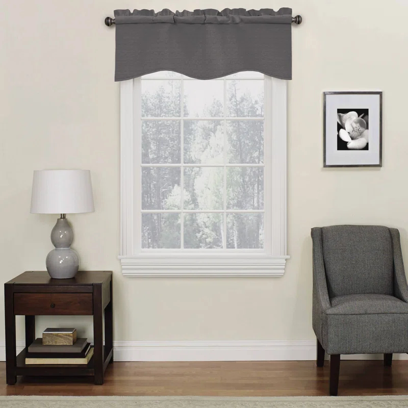 Eclipse Kendall Scalloped 42'' W Window Valance