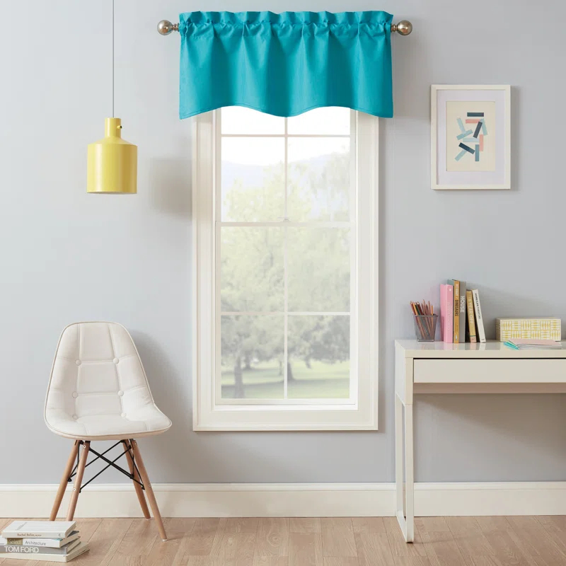 Eclipse Kendall Scalloped 42'' W Window Valance